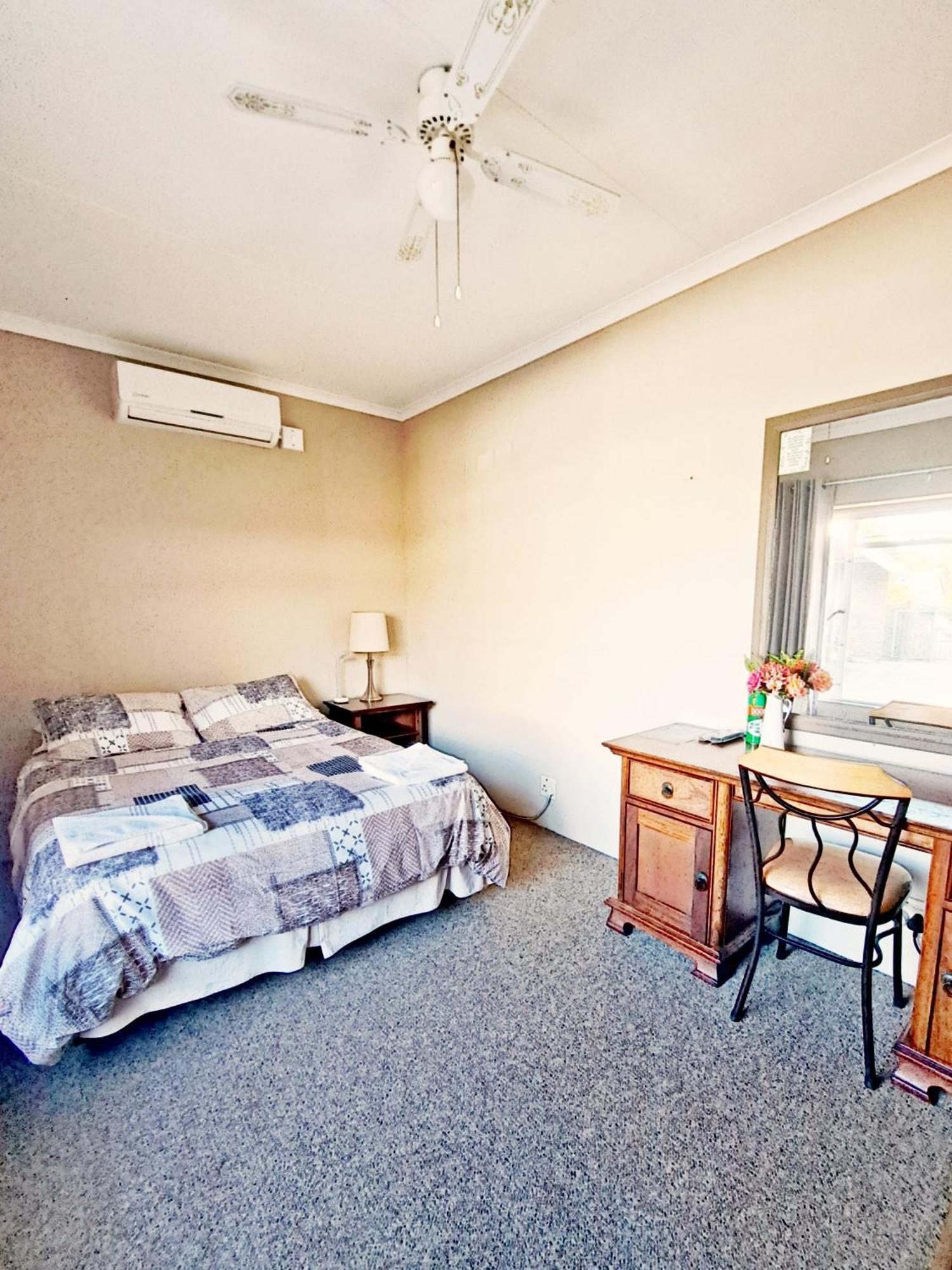 Sunset Chalets โคลส์เบิร์ก ภายนอก รูปภาพ